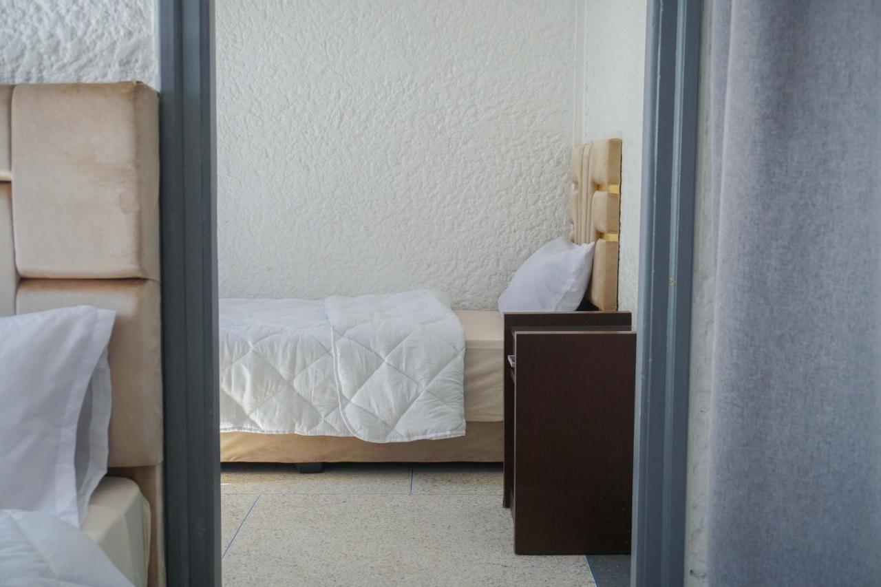 אוארצאצטה Hotel Warda מראה חיצוני תמונה