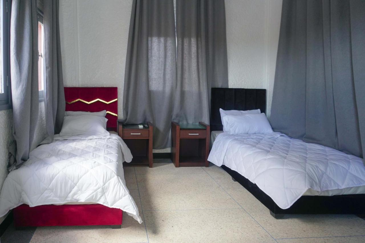 אוארצאצטה Hotel Warda מראה חיצוני תמונה