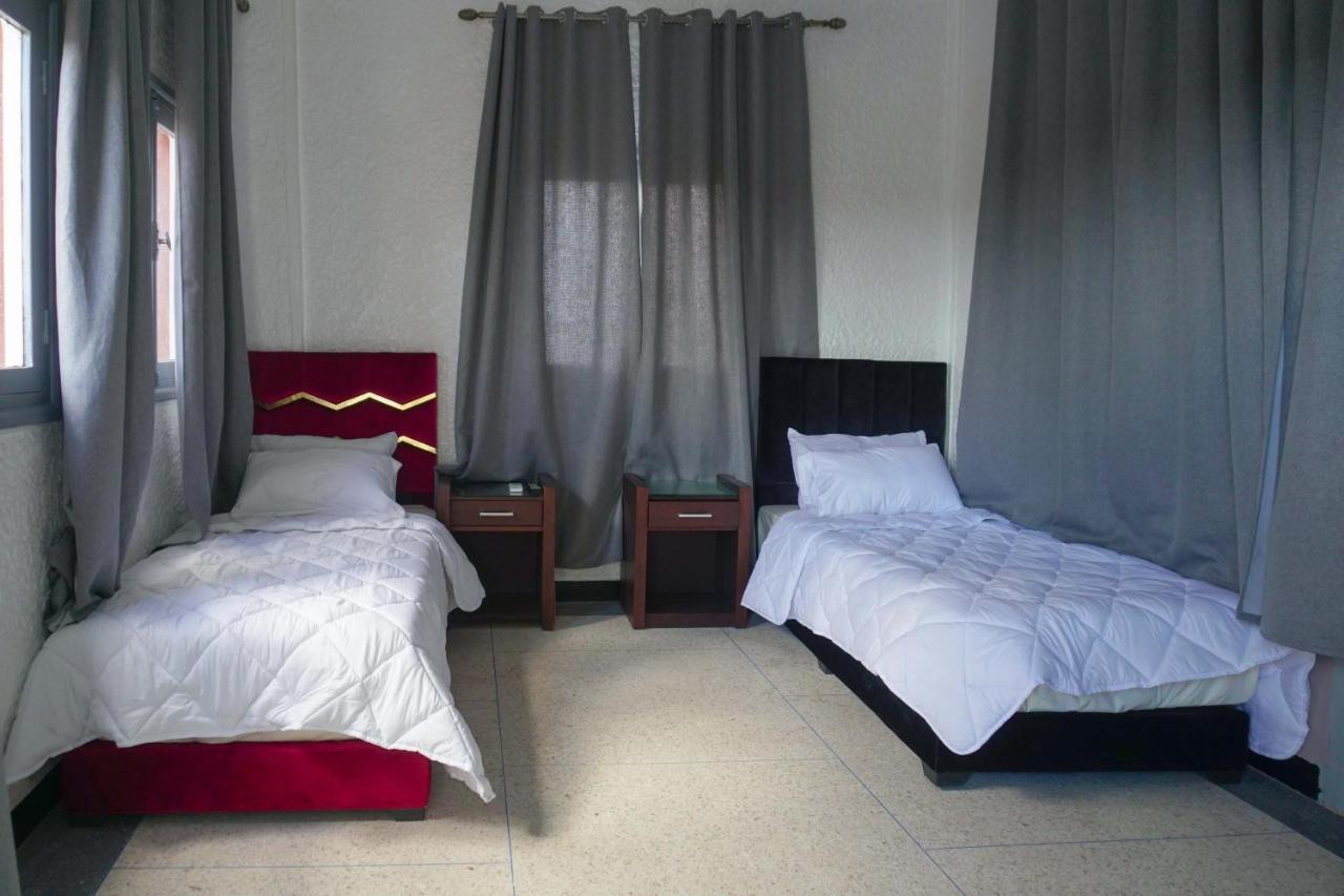 אוארצאצטה Hotel Warda מראה חיצוני תמונה