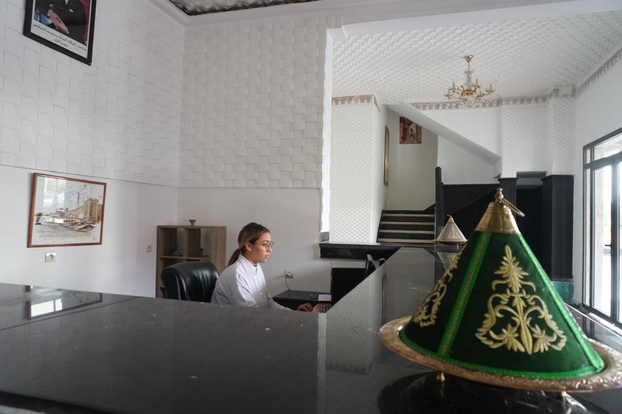 אוארצאצטה Hotel Warda מראה חיצוני תמונה
