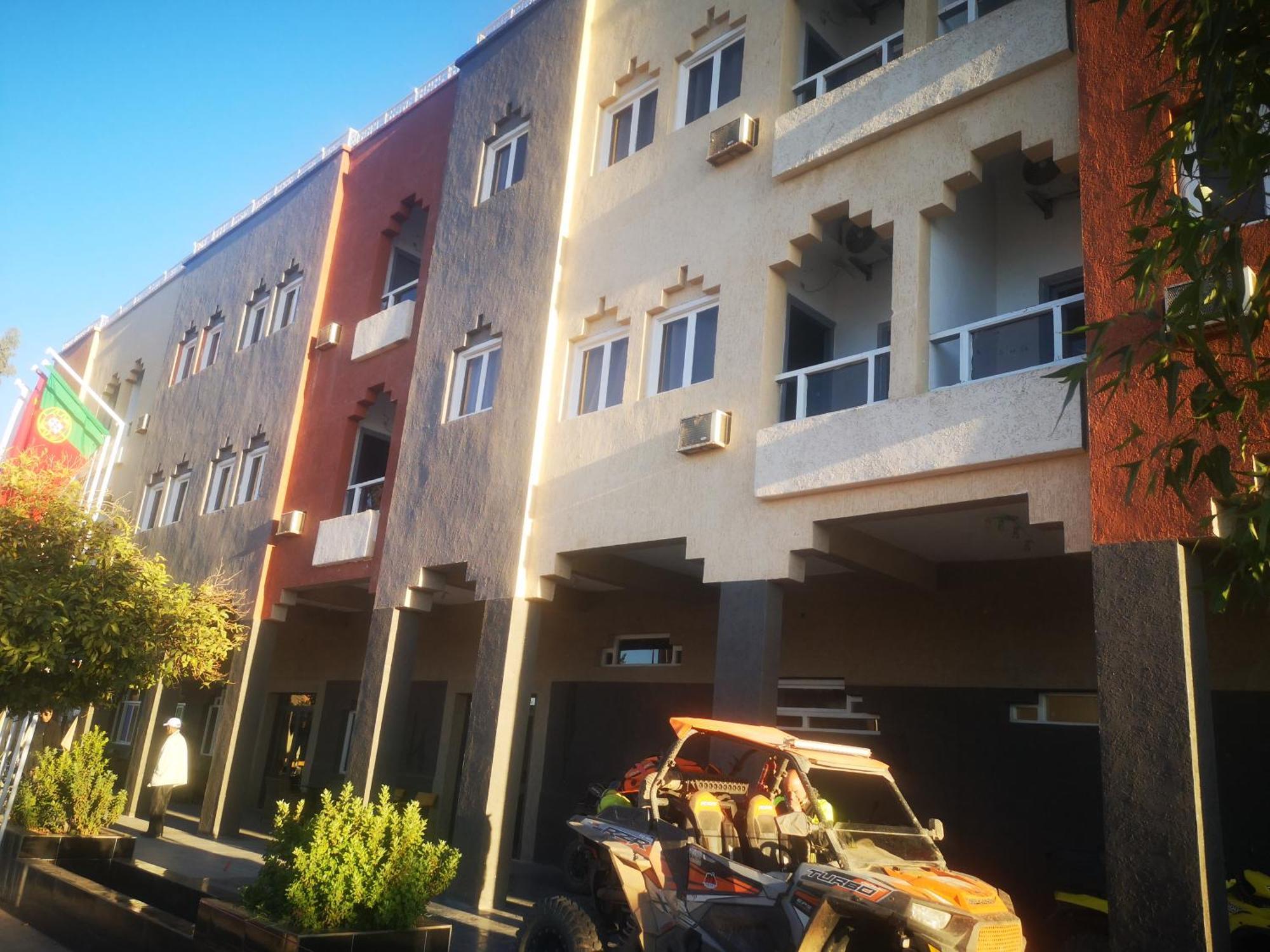 אוארצאצטה Hotel Warda מראה חיצוני תמונה